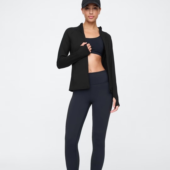 Tops - Gap Bodyfit Black Zipup
